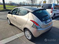 Usata Lancia Ypsilon Gold 86 CV (63 kW) 2014 Beige Utilitaria