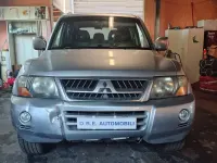 Usata Mitsubishi Pajero Intense 160 CV (117 kW) 2006 Argento SUV