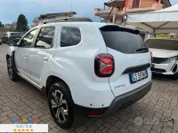 Usata Dacia Duster Journey 101 CV (74 kW) 2024 Bianco SUV