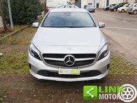 Usata Mercedes A180 109 CV (80 kW) 2017 Grigio Berlina