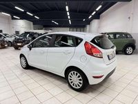 Usata Ford Fiesta 60 CV (44 kW) 2016 Bianco Berlina
