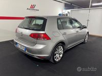 Usata VW Golf VII Highline 105 CV (77 kW) 2014 Beige Berlina
