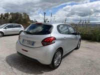 Usata Peugeot 208 Active 75 CV (55 kW) 2016 Utilitaria