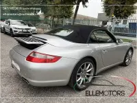 Usata Porsche 997 355 CV (261 kW) 2006 Argento Cabrio