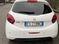 Usata Peugeot 208 83 CV (61 kW) 2018 Bianco Utilitaria