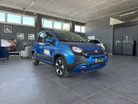 Usata Fiat Panda Cross Cross 69 CV (50 kW) 2024 Blu/azzurro Utilitaria