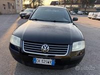 Usata VW Passat 130 CV (95 kW) 2003 Nero Station wagon