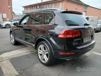 Usata VW Touareg 245 CV (180 kW) 2013 Nero SUV