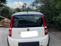 Begagnad Fiat Panda 4x4 69 HK (50 kW) 2011 Vit Halvkombi