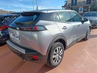 Usado Peugeot 2008 Active 110 HP (80 kW) 2021 Cinzento SUV