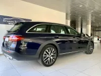 Usata Mercedes E220 194 CV (142 kW) 2022 Cavansite metallizzato Station wagon
