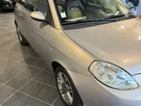 Usata Lancia Ypsilon 77 CV (56 kW) 2009 Beige Utilitaria
