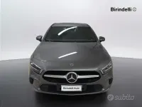 Usata Mercedes A180 116 CV (85 kW) 2020 Grigio Monovolume