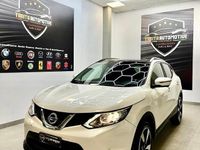 Usata Nissan Qashqai Tekna 110 CV (80 kW) 2017 Bianco SUV