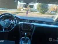 Usata VW Passat 150 CV (110 kW) 2015 Grigio Station wagon