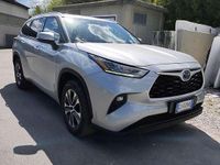Second-hand Toyota Highlander Trend 190 CP (139 kW) 2022 SUV