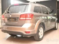 Usata Fiat Freemont Urban 170 CV (125 kW) 2011 Grigio SUV