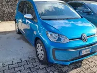 Usata VW up! 68 CV (50 kW) 2020 Bluazzurro Utilitaria