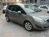 Usata Opel Meriva 95 CV (69 kW) 2011 Grigio Monovolume