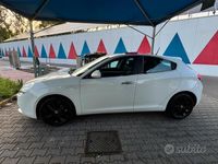 Usata Alfa Romeo Giulietta 109 CV (80 kW) 2011 Bianco Utilitaria