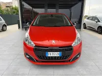 Usata Peugeot 208 Allure 75 CV (55 kW) 2015 Arancione Utilitaria