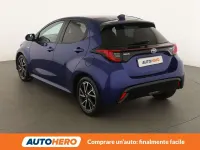Usata Toyota Yaris Hybrid Lounge 116 CV (85 kW) 2021 Blu/azzurro Berlina
