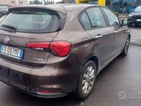 Usata Fiat Tipo Lounge 120 CV (88 kW) 2017 Marrone Berlina