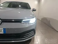 Usata VW Golf VIII 150 CV (110 kW) 2020 Berlina