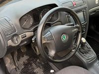 Usata Skoda Octavia Elegance 140 CV (102 kW) 2005 Grigio Station wagon