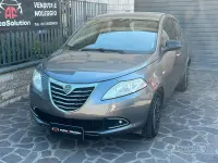 Usata Lancia Ypsilon Platinum 69 CV (50 kW) 2014 Grigio Utilitaria