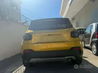 Nuova Jeep Avenger Summit 101 CV (74 kW) 2025 Giallo SUV