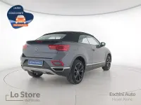 Usata VW T-Roc Style 110 CV (80 kW) 2023 Gray SUV