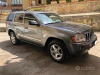 Usata Jeep Grand Cherokee 218 CV (160 kW) 2006 Grigio SUV