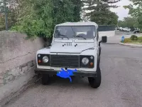 Usata Land Rover Defender 68 CV (50 kW) 1985 Bianco SUV