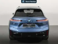 Usata BMW iX M Sport 300 kW (408 CV) 2025 Arctic race blue metallic SUV
