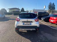 Usata Renault Captur Intens 90 CV (66 kW) 2016 Argento metallizzato SUV