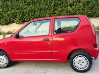 Usata Fiat 600 Comfort 54 CV (39 kW) 2003 Rosso Berlina