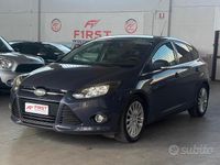 Usata Ford Focus Titanium 115 CV (84 kW) 2012 Blu Utilitaria