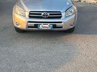 Usata Toyota RAV4 Luxury 177 CV (130 kW) 2007 Grigio SUV
