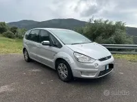 Usata Ford S-MAX S 140 CV (102 kW) 2008 Grigio Monovolume