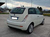 Usata Lancia Ypsilon Gold 60 CV (44 kW) 2008 Bianco Utilitaria