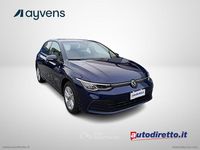 Usata VW Golf VIII Life 131 CV (96 kW) 2023 Blu Berlina