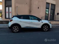 Usata Renault Captur 101 CV (74 kW) 2021 Bianco SUV