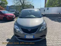 Usata Lancia Ypsilon Silver 69 CV (50 kW) 2016 Grigio Utilitaria