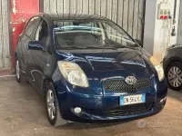 Usata Toyota Yaris Sol 87 CV (63 kW) 2009 Bluazzurro Utilitaria