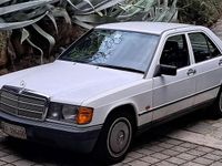 Usata Mercedes 190 122 CV (89 kW) 1987 Bianco Berlina
