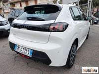 Usata Peugeot 208 Active 100 CV (73 kW) 2023 Bianco Utilitaria