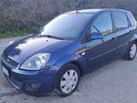 Usata Ford Fiesta 68 CV (50 kW) 2008 Blu Berlina