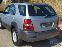 Usata Kia Sorento Active 140 CV (102 kW) 2006 Grigio SUV