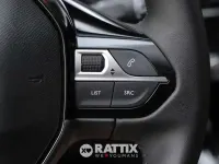 Usata Peugeot 2008 Allure 100 CV (73 kW) 2025 Bianco SUV